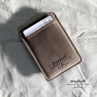 Купить коричневую визитницу из натуральной кожи с доставкой по Москве и всей России в интернет-магазине сумок и аксессуаров
